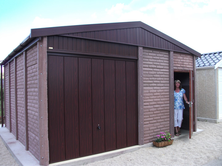 Concrete garages, concrete sheds and concrete workshops, UK